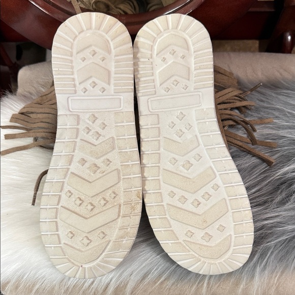 Gypsy JazzLeopard Print Women's Shoes with Tan Accents Size 6 1/2 - Picture 6 of 7